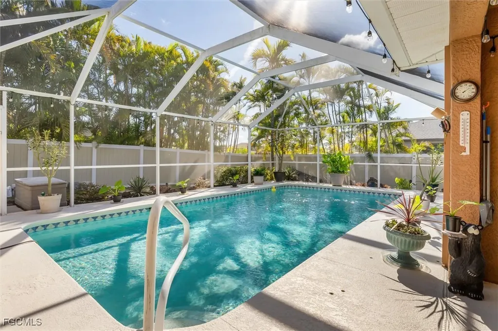 2306 NE 34th Street Cape Coral FL 33909