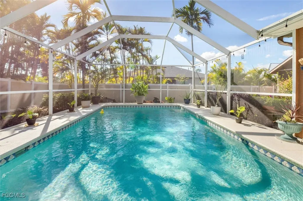2306 NE 34th Street Cape Coral FL 33909