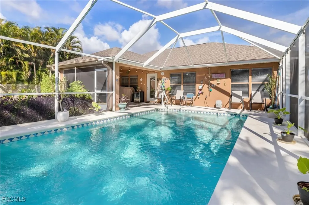 2306 NE 34th Street Cape Coral FL 33909