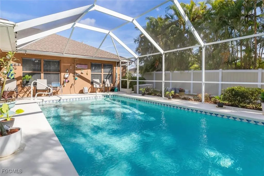 2306 NE 34th Street Cape Coral FL 33909