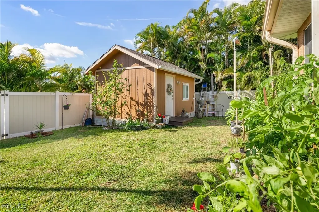 2306 NE 34th Street Cape Coral FL 33909