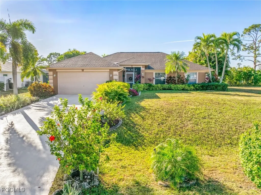 2306 NE 34th Street Cape Coral FL 33909