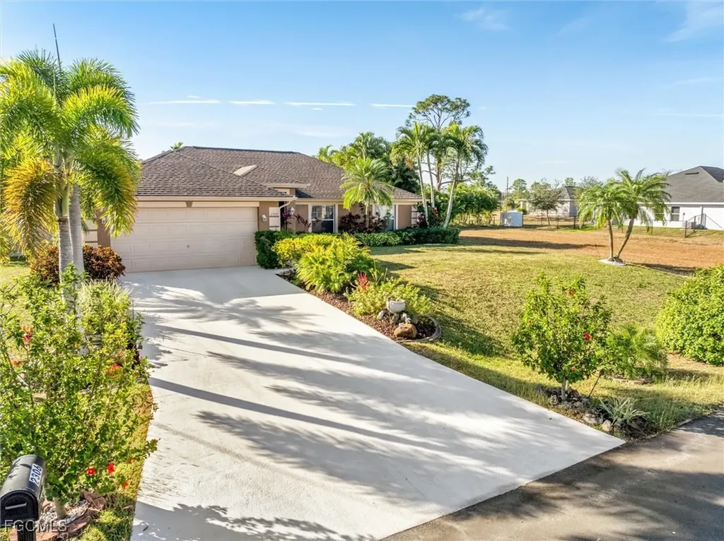 2306 NE 34th Street Cape Coral FL 33909