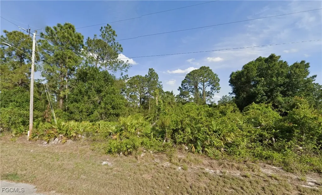 329 Broward Avenue Lehigh Acres FL 33974