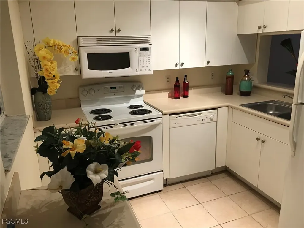 8407 Bernwood Cove Loop Fort Myers FL 33966