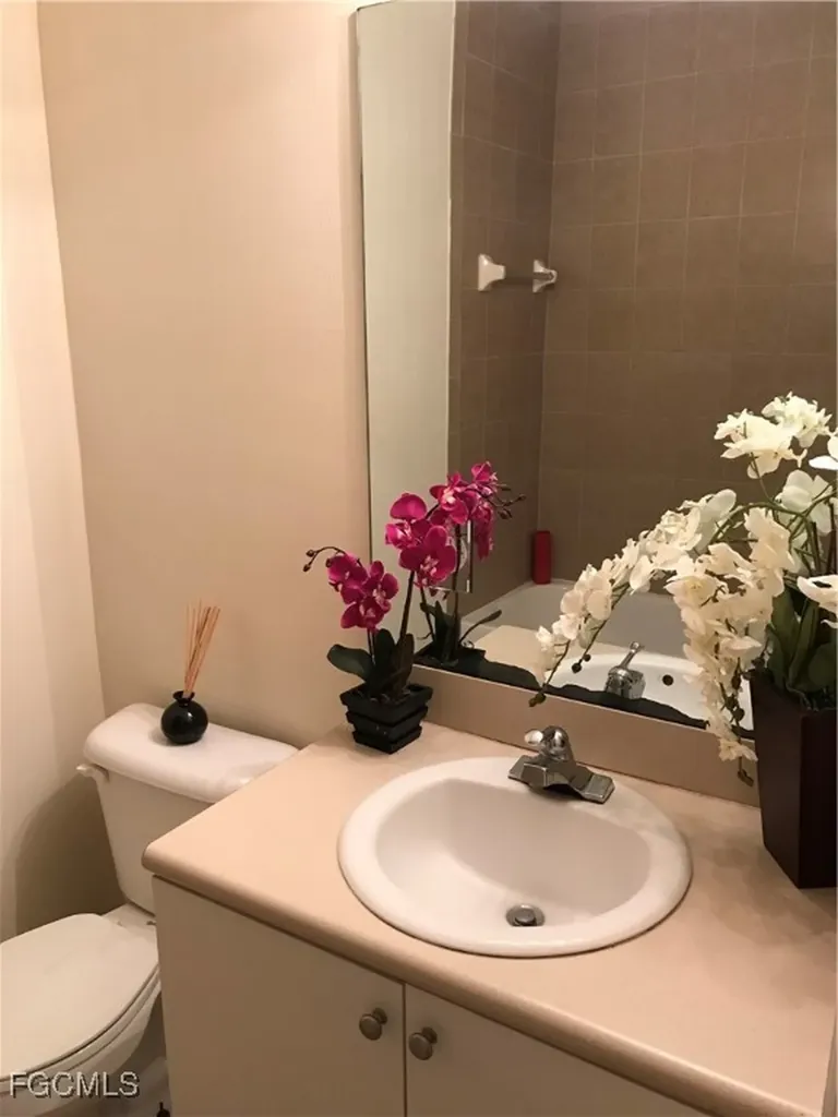 8407 Bernwood Cove Loop Fort Myers FL 33966