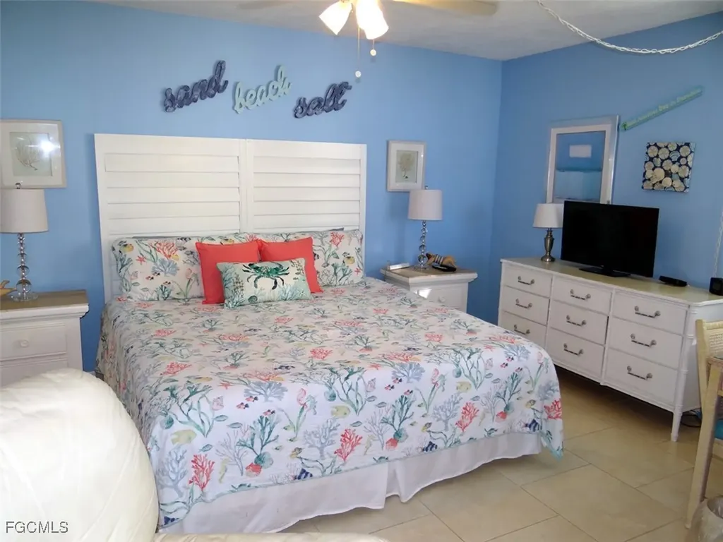 Fort Myers Beach FL 33931