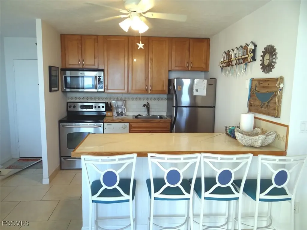 Fort Myers Beach FL 33931