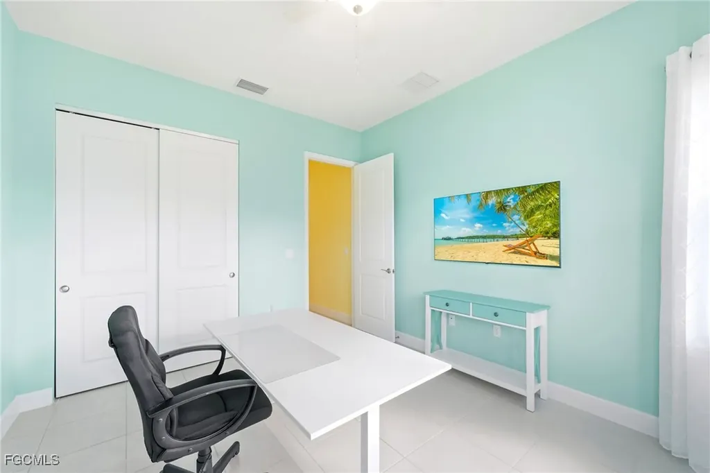 28563 Twain Drive Bonita Springs FL 34135