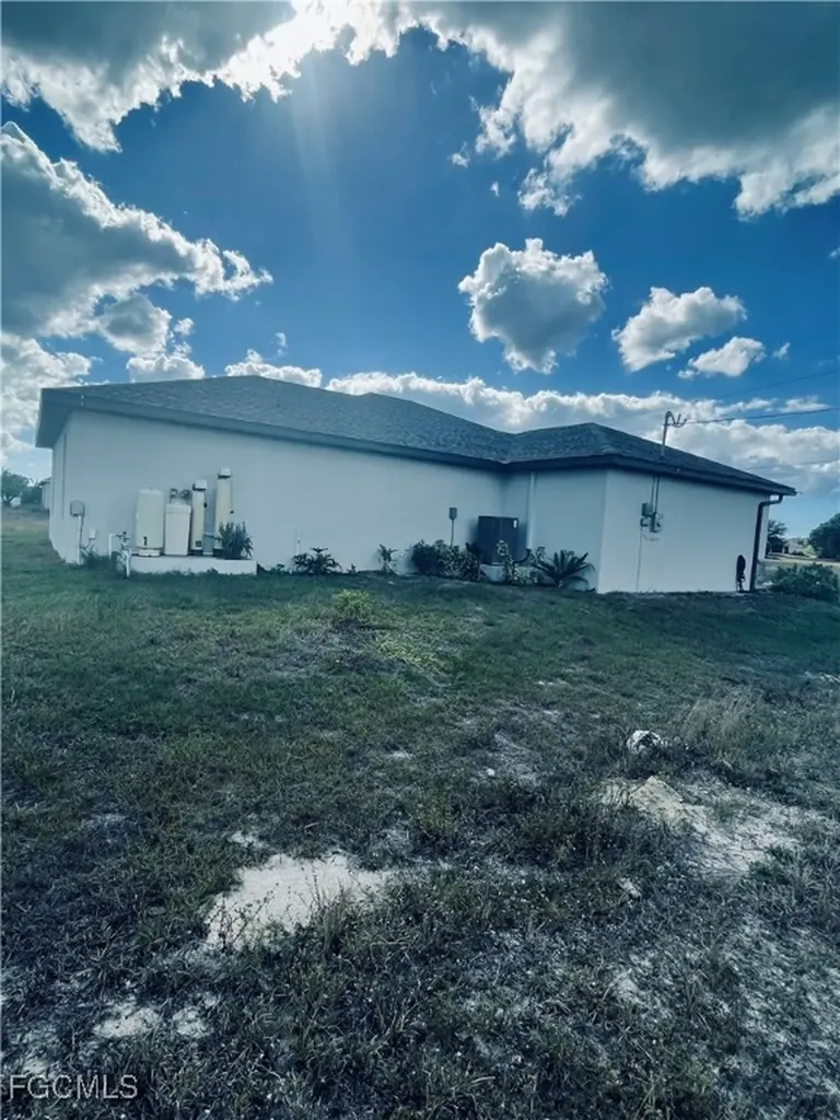 4361 NW 34th Place Cape Coral FL 33993