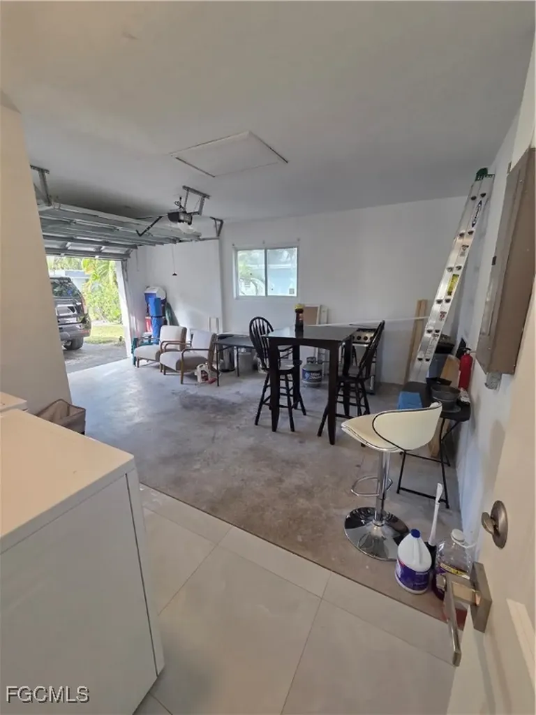 280 Lanchester Court Naples FL 34112