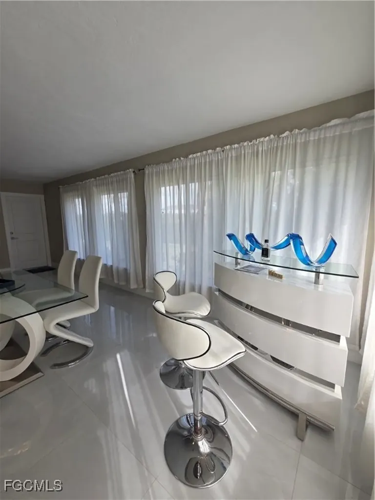 280 Lanchester Court Naples FL 34112