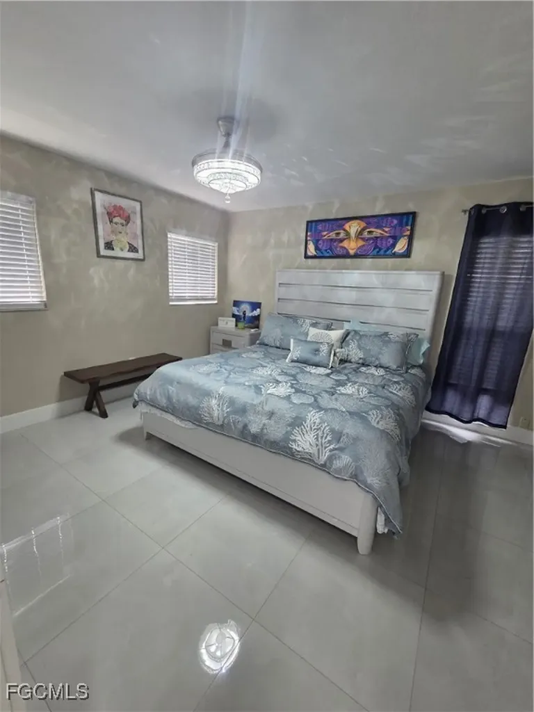 280 Lanchester Court Naples FL 34112
