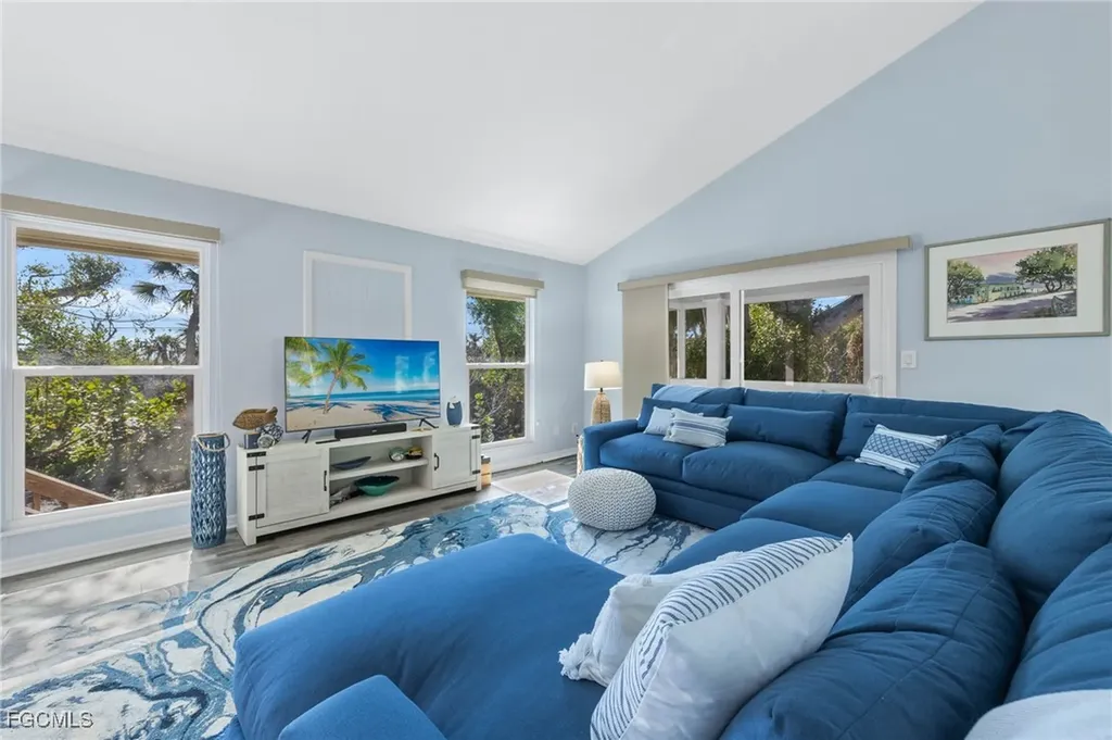 6092 Sanibel Captiva Road Sanibel FL 33957