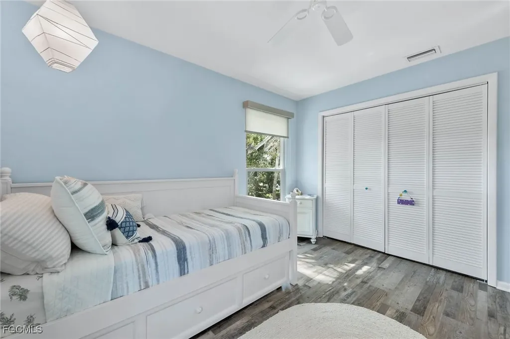 6092 Sanibel Captiva Road Sanibel FL 33957