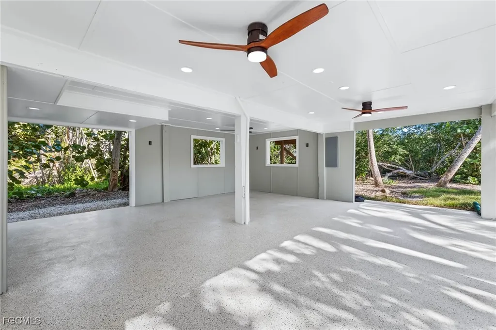 6092 Sanibel Captiva Road Sanibel FL 33957