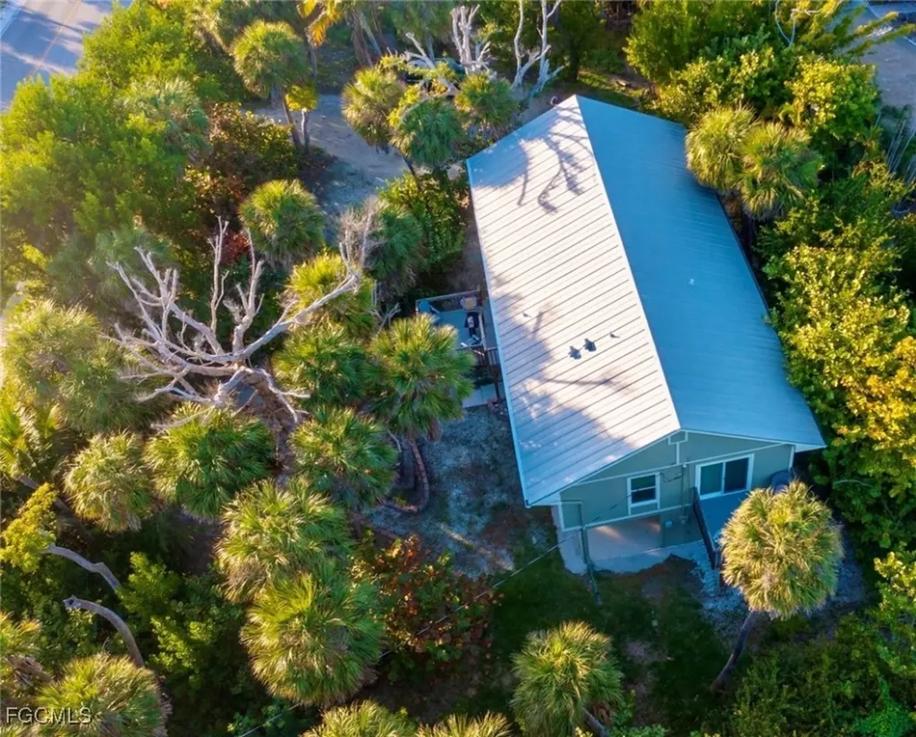 6092 Sanibel Captiva Road Sanibel FL 33957