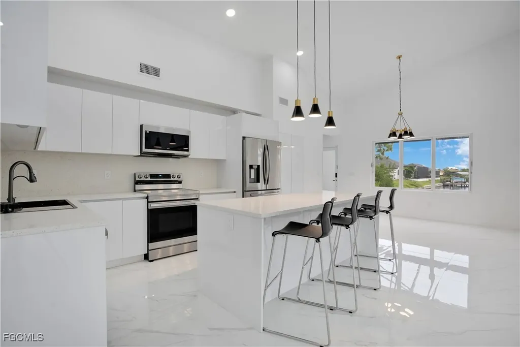 4009 Jacaranda Parkway W Cape Coral FL 33993