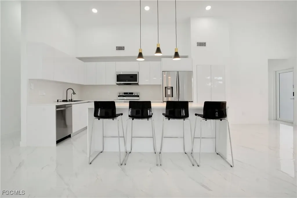4009 Jacaranda Parkway W Cape Coral FL 33993