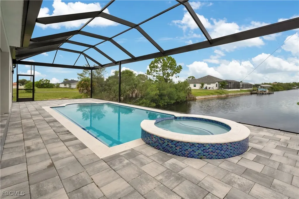 4009 Jacaranda Parkway W Cape Coral FL 33993