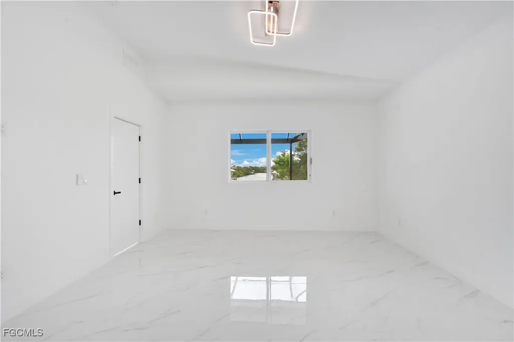 4009 Jacaranda Parkway W Cape Coral FL 33993