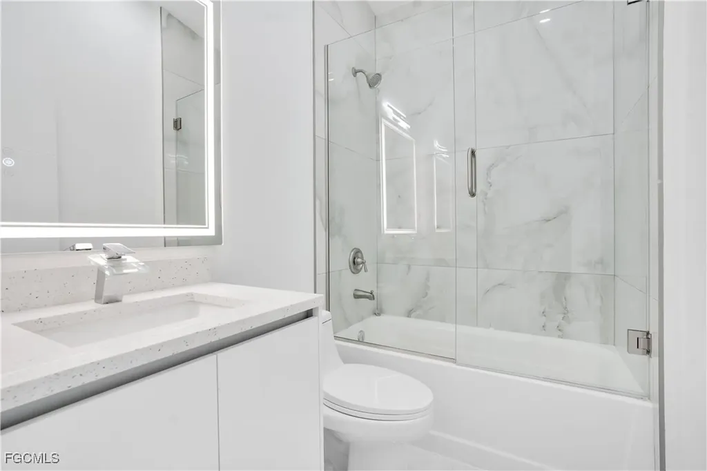 4009 Jacaranda Parkway W Cape Coral FL 33993