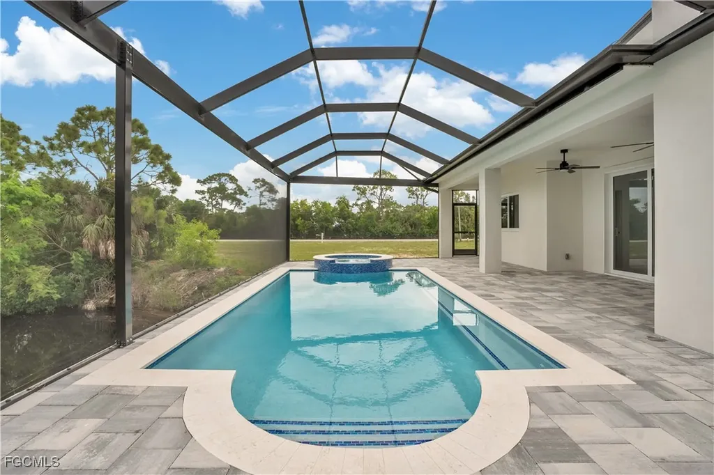 4009 Jacaranda Parkway W Cape Coral FL 33993