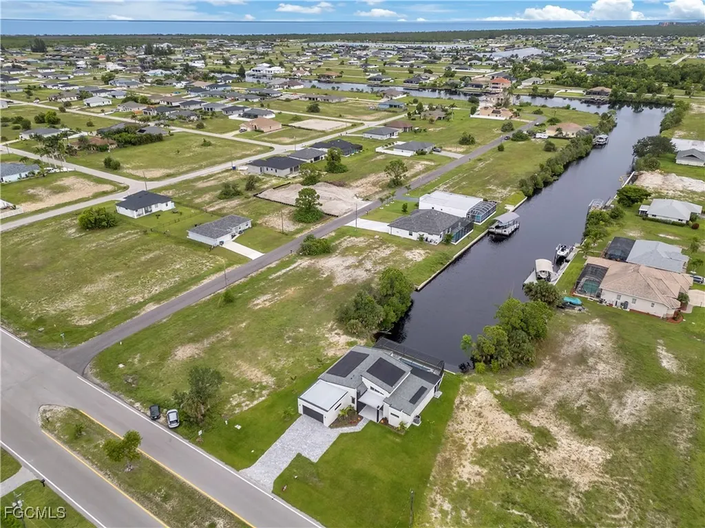 4009 Jacaranda Parkway W Cape Coral FL 33993
