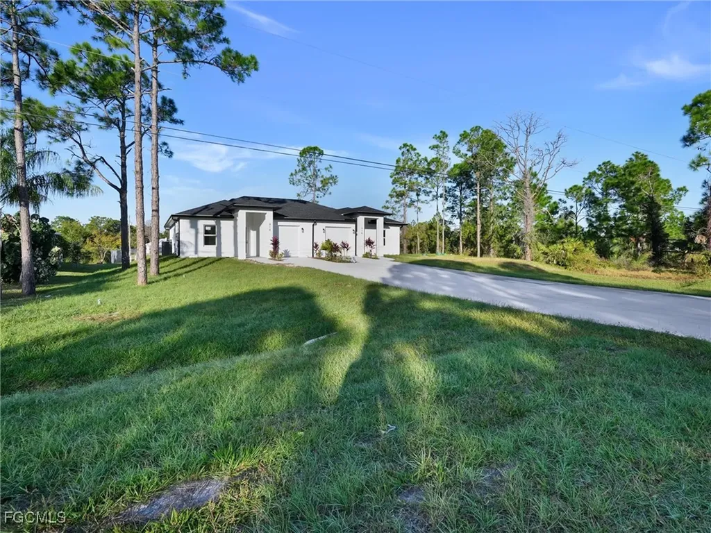 918 Eisenhower Boulevard Lehigh Acres FL 33974