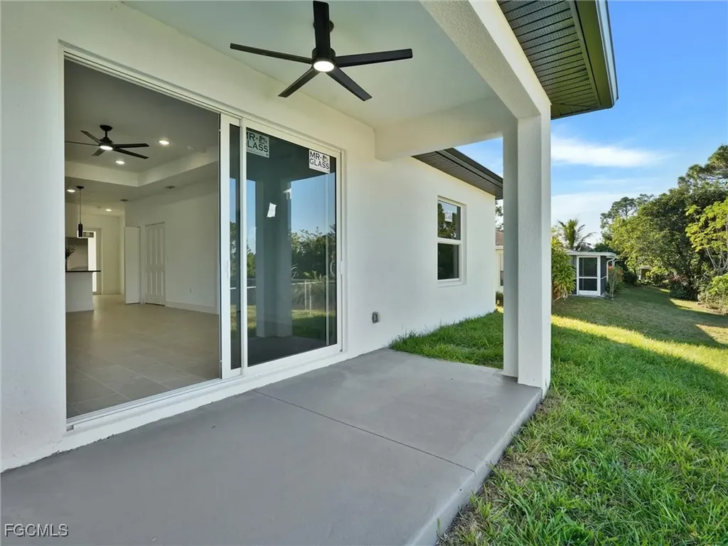 918 Eisenhower Boulevard Lehigh Acres FL 33974