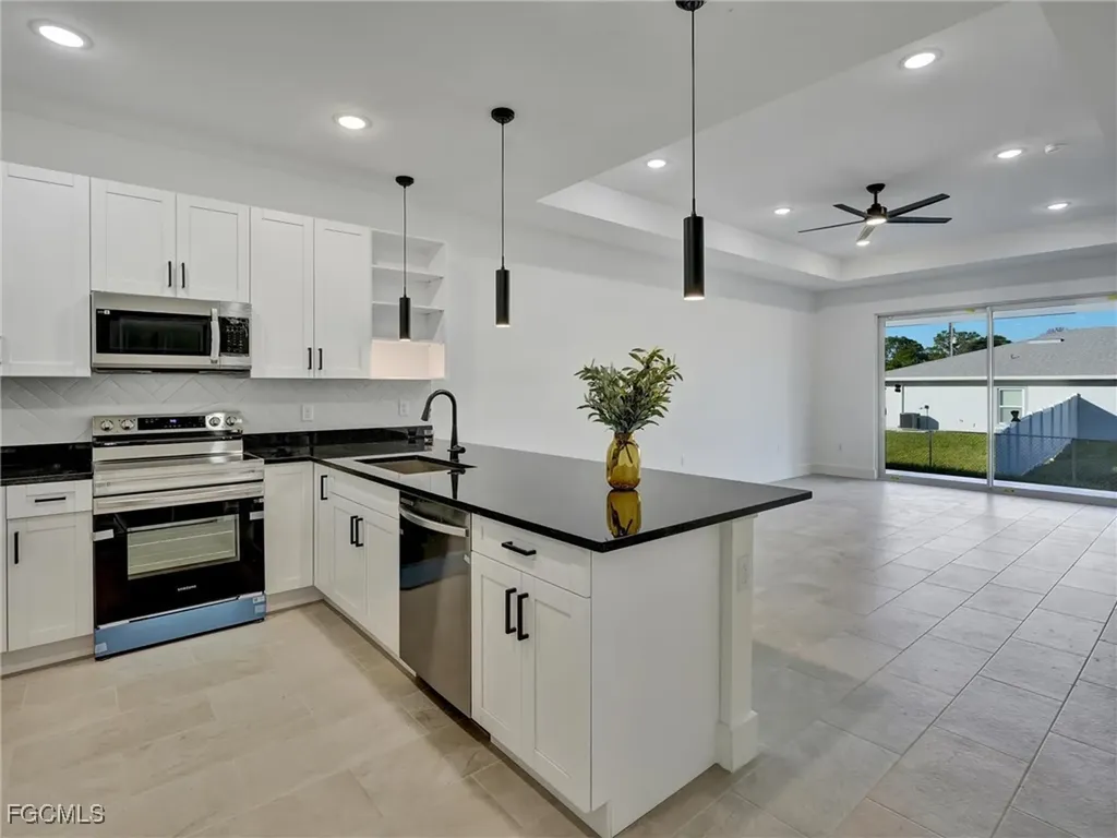 918 Eisenhower Boulevard Lehigh Acres FL 33974