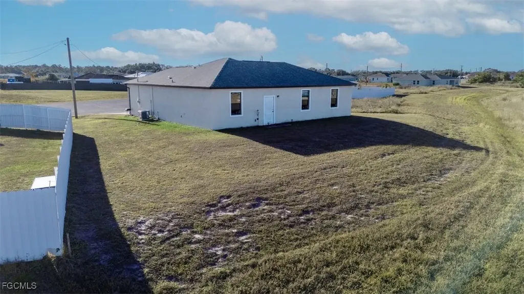 1105 N Capri Court Labelle FL 33935