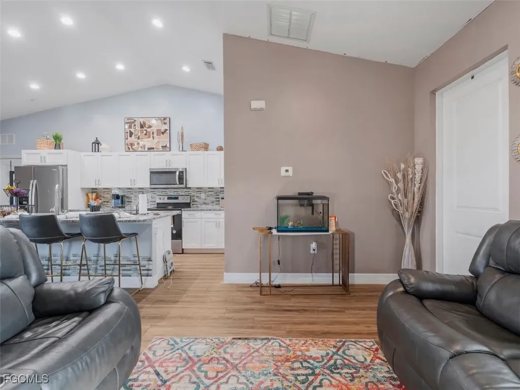 1105 N Capri Court Labelle FL 33935