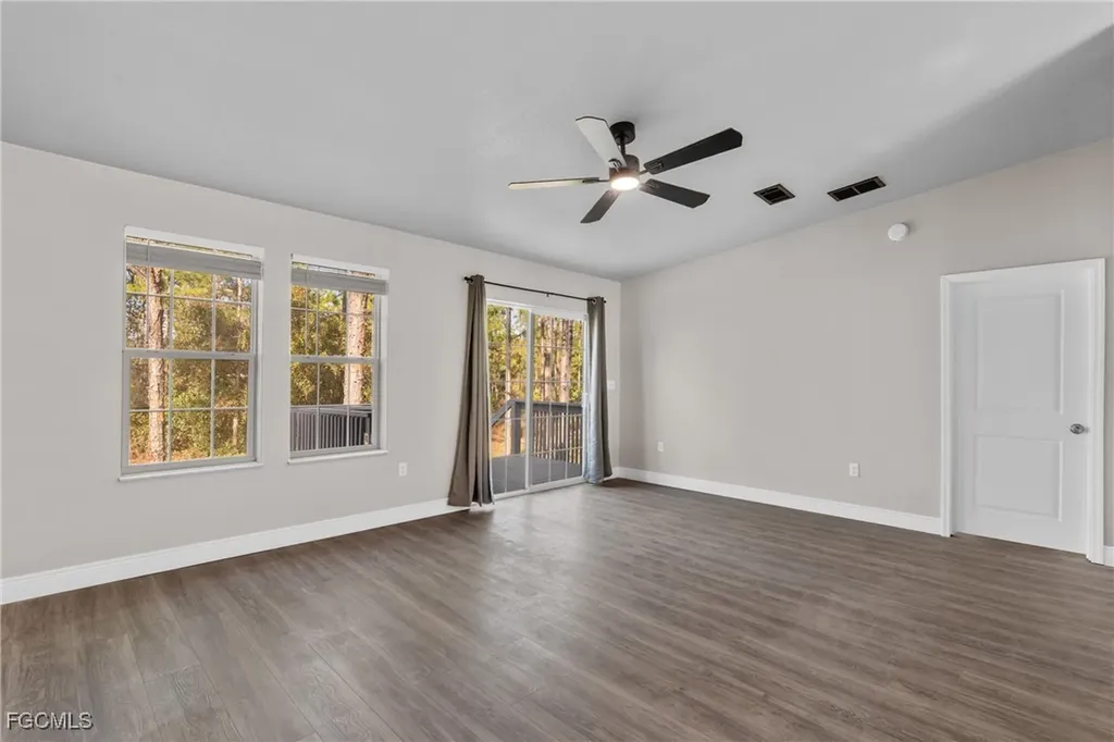 1505 E 15th Street Lehigh Acres FL 33972