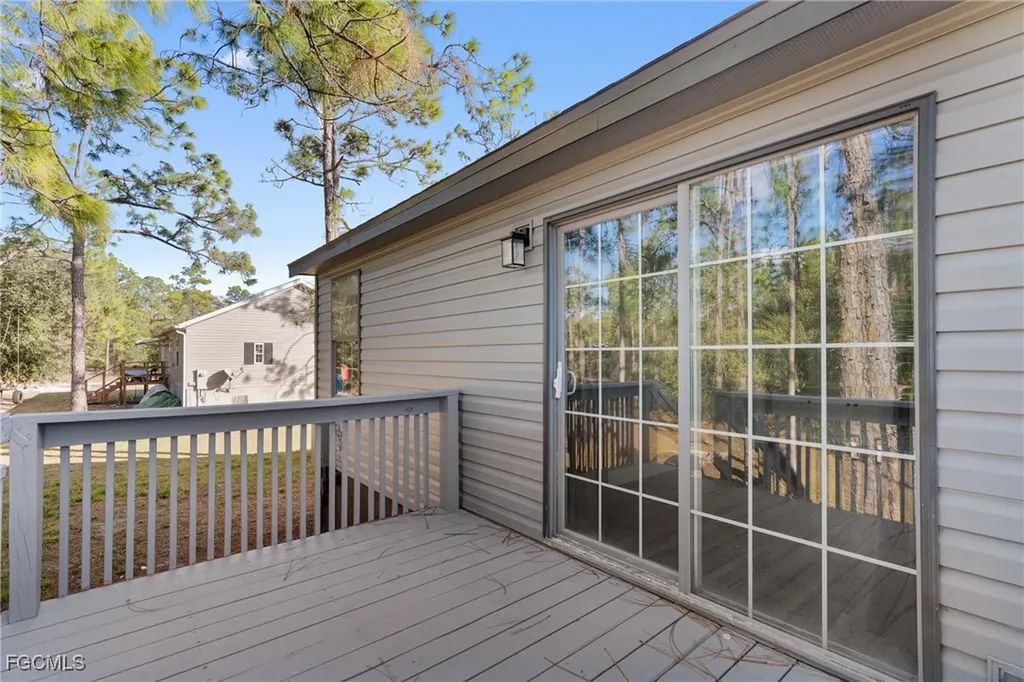 1505 E 15th Street Lehigh Acres FL 33972