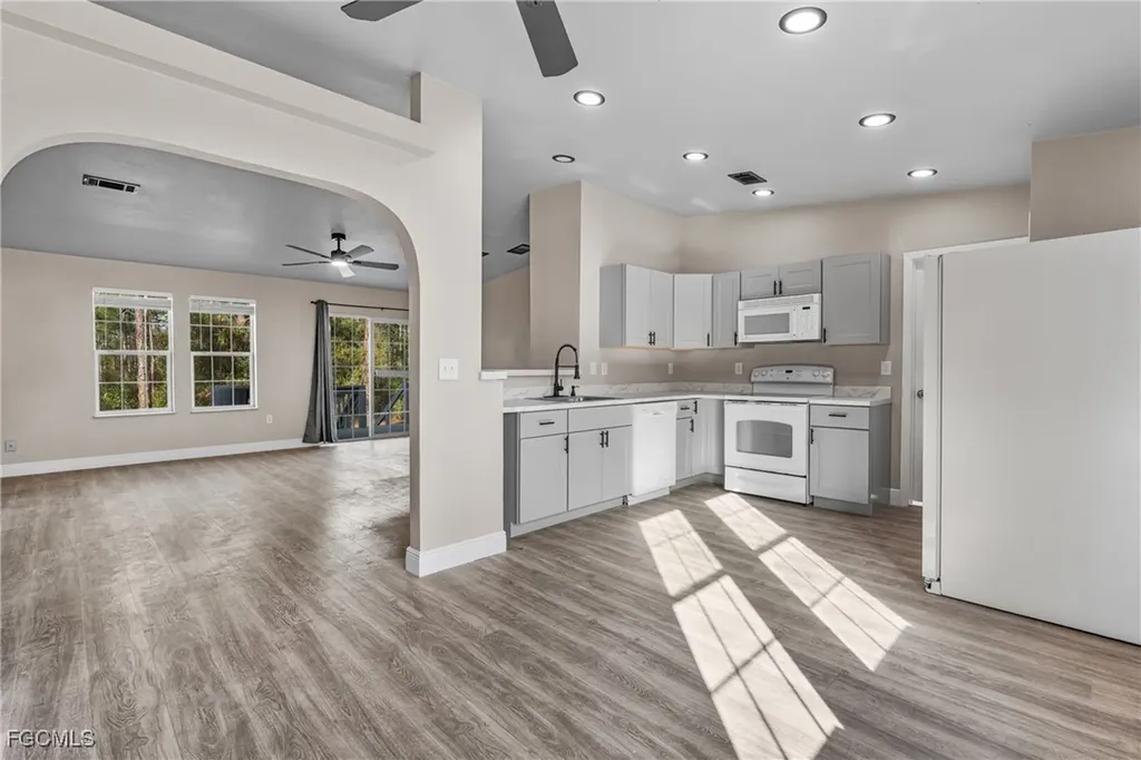 1505 E 15th Street Lehigh Acres FL 33972