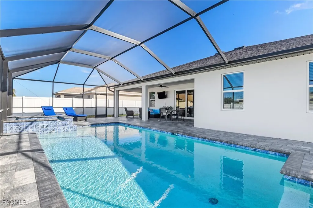 2704 SW 15th Avenue Cape Coral FL 33914