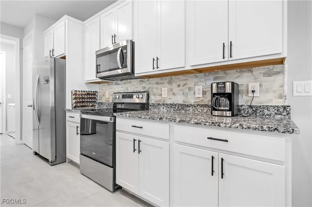 2704 SW 15th Avenue Cape Coral FL 33914