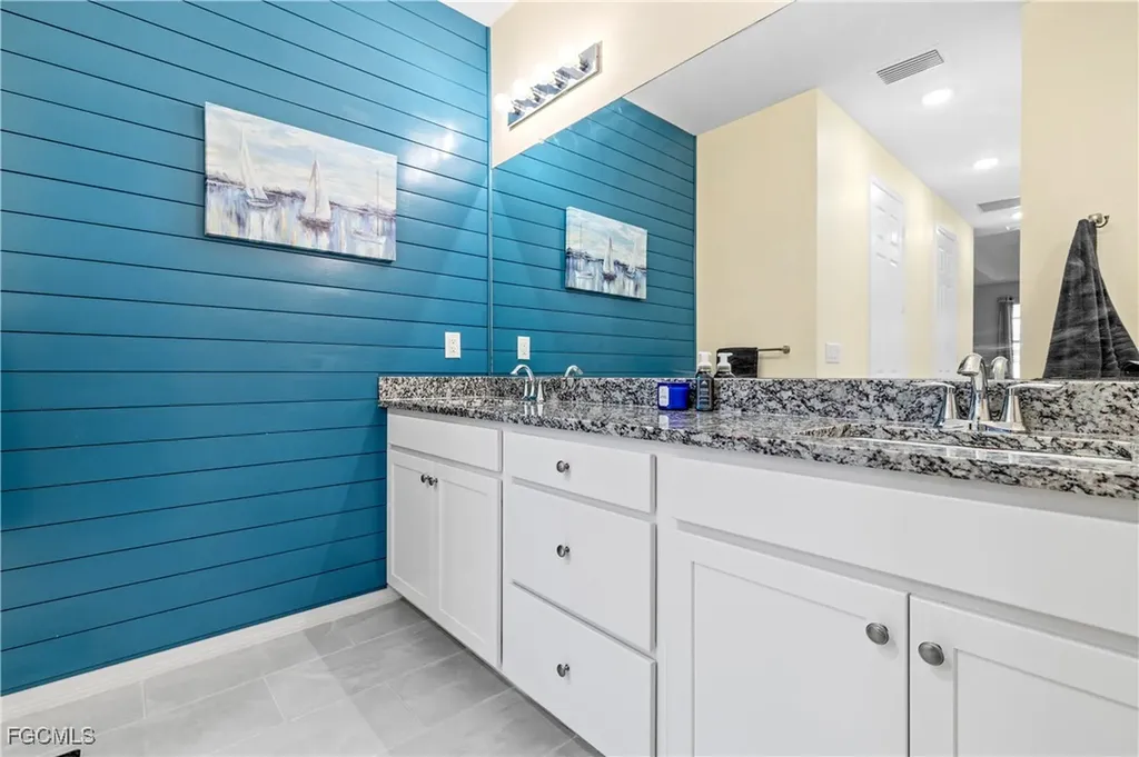 2704 SW 15th Avenue Cape Coral FL 33914