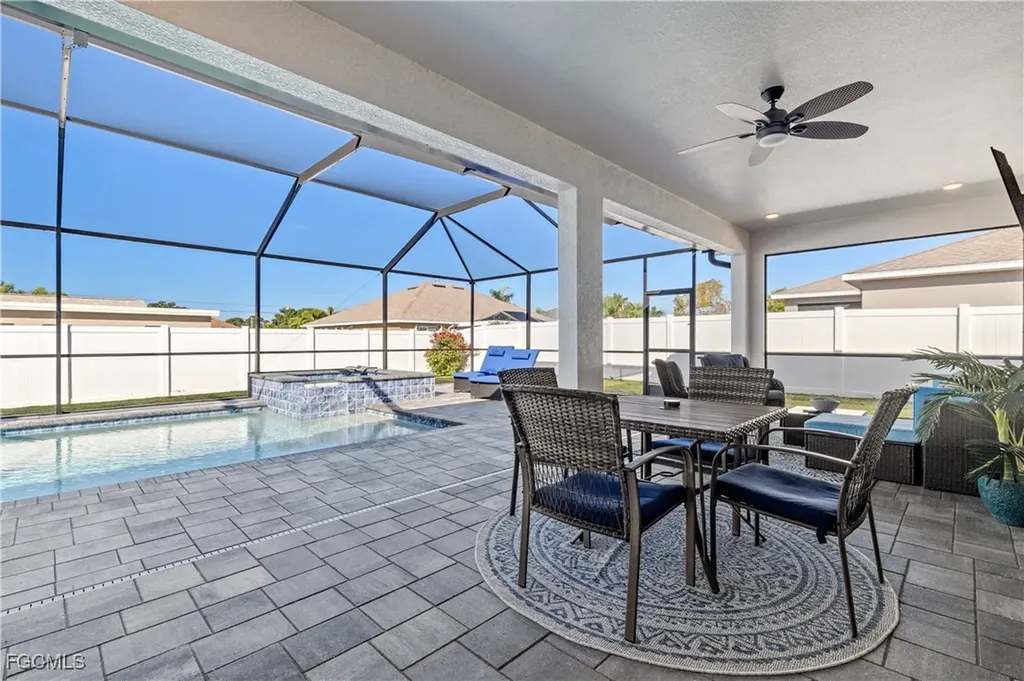 2704 SW 15th Avenue Cape Coral FL 33914
