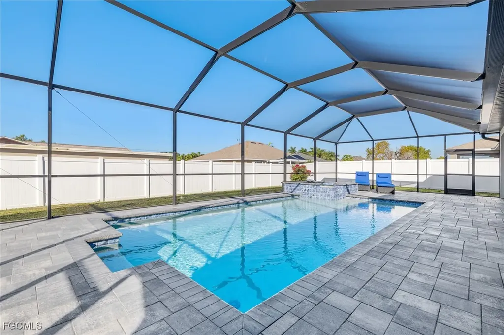 2704 SW 15th Avenue Cape Coral FL 33914