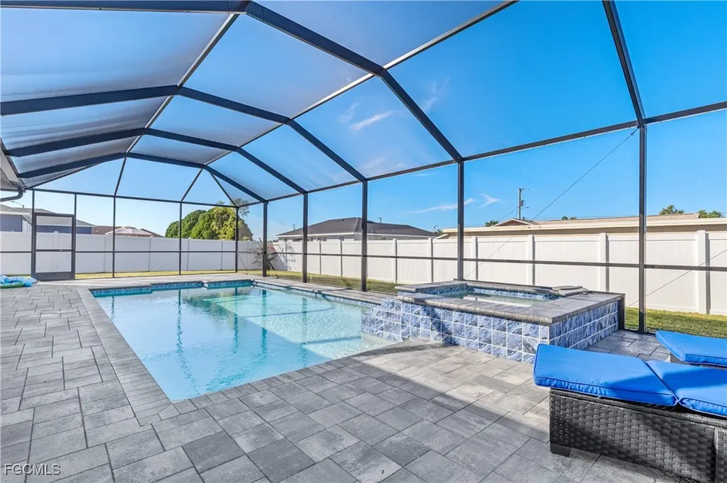 2704 SW 15th Avenue Cape Coral FL 33914