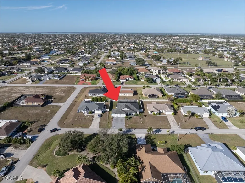 2704 SW 15th Avenue Cape Coral FL 33914