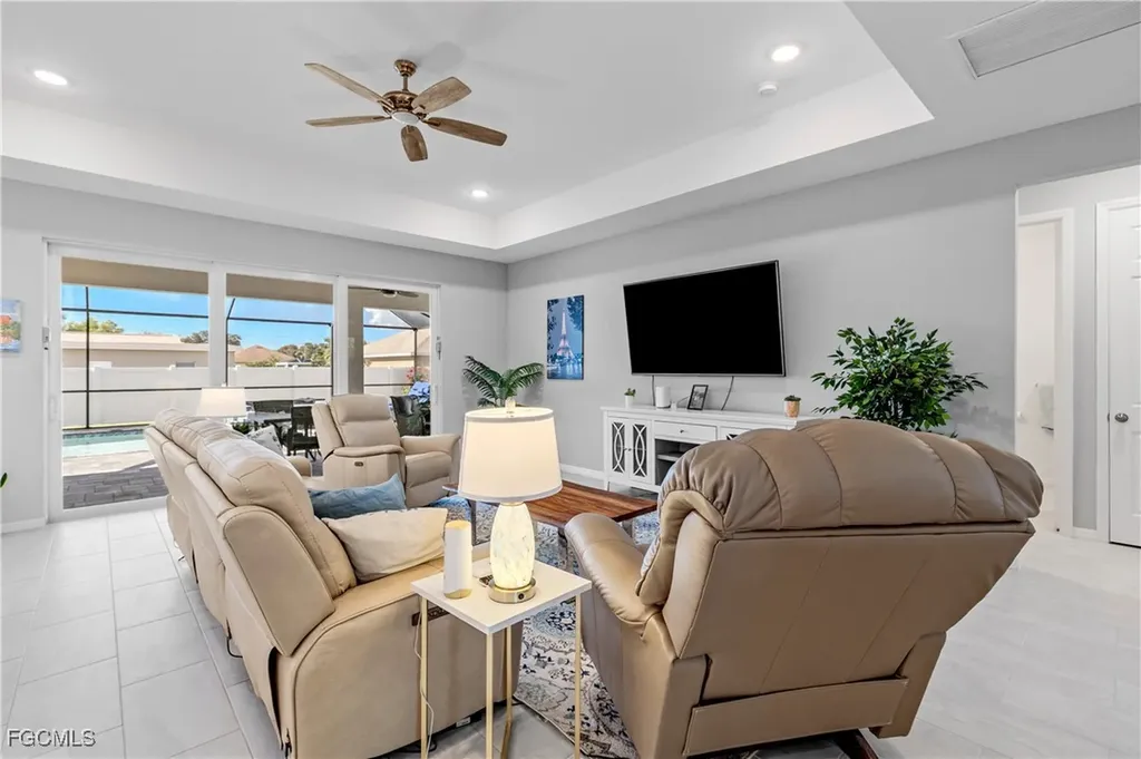 2704 SW 15th Avenue Cape Coral FL 33914