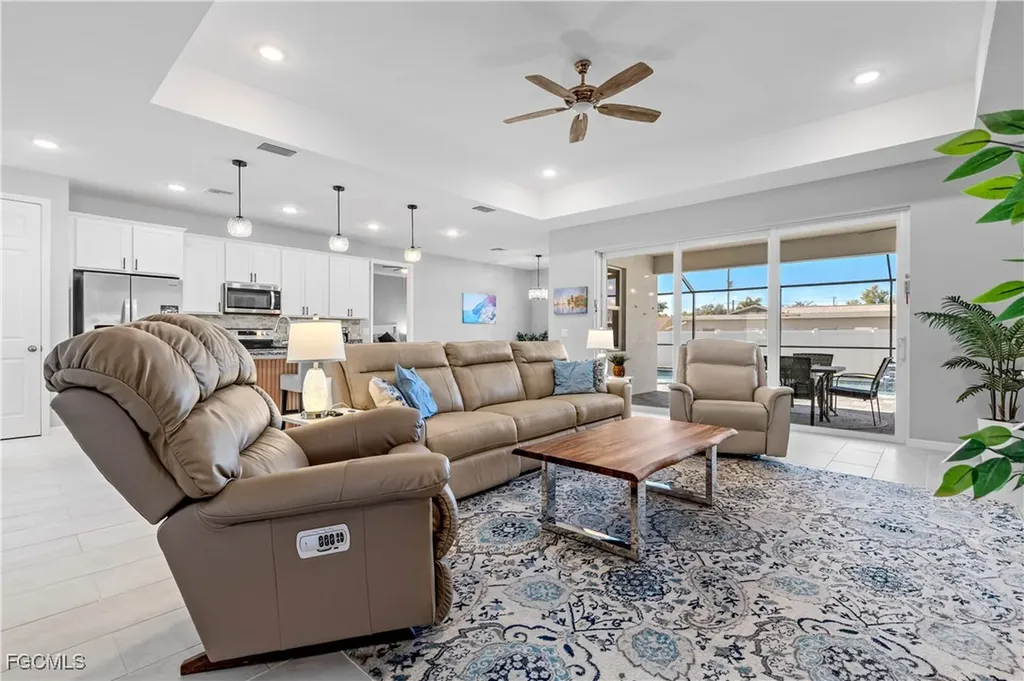 2704 SW 15th Avenue Cape Coral FL 33914