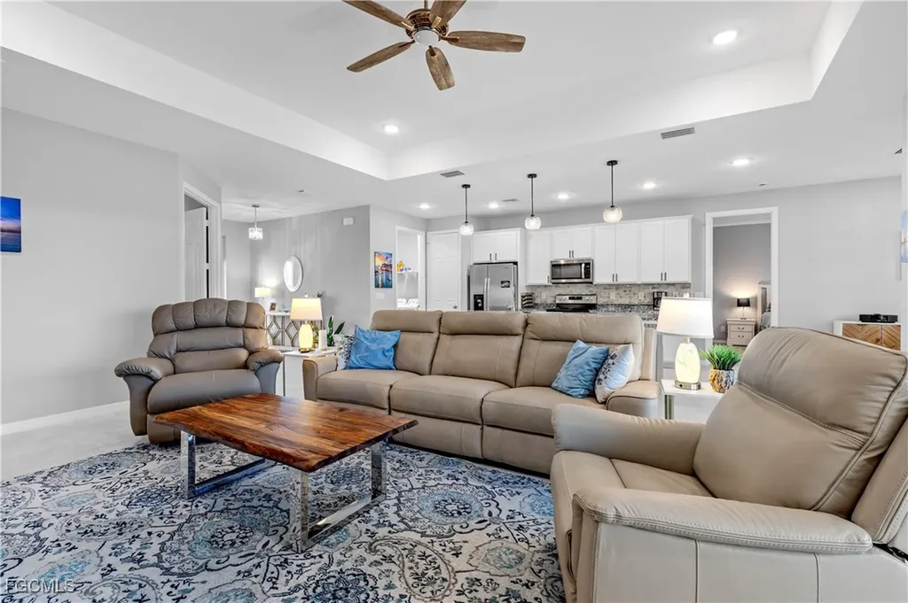 2704 SW 15th Avenue Cape Coral FL 33914