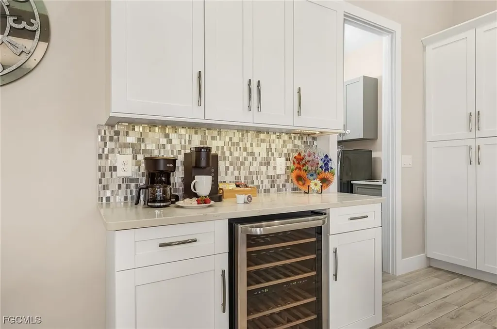 1704 SW 17th Avenue Cape Coral FL 33991