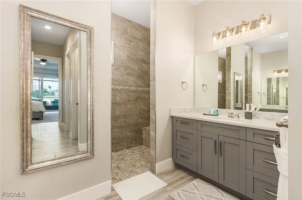1704 SW 17th Avenue Cape Coral FL 33991