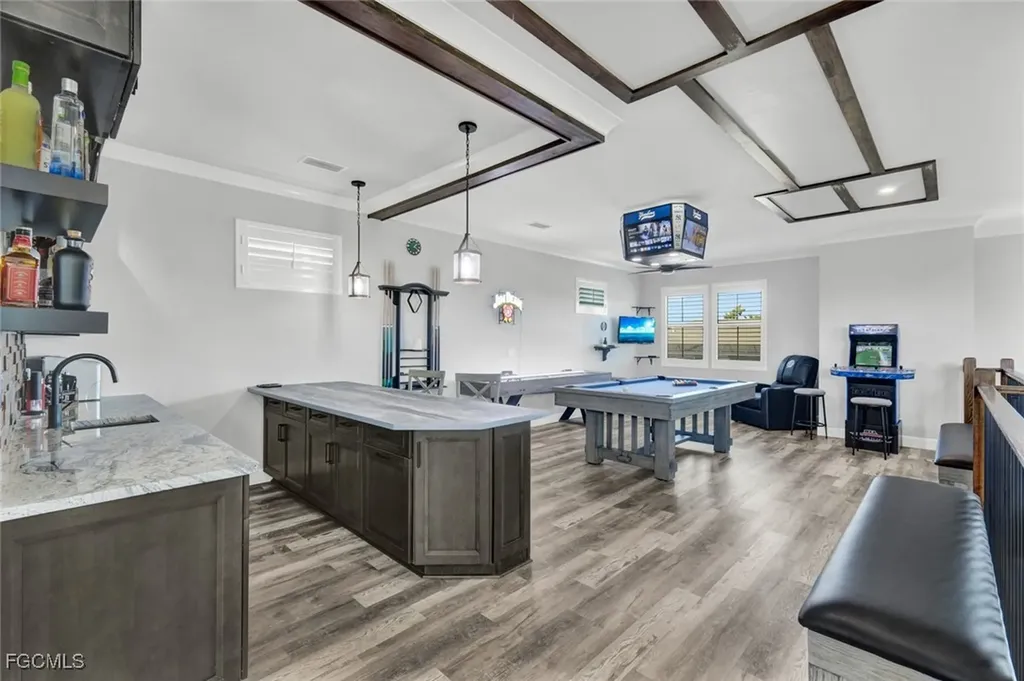 1909 SE 14th Street Cape Coral FL 33990