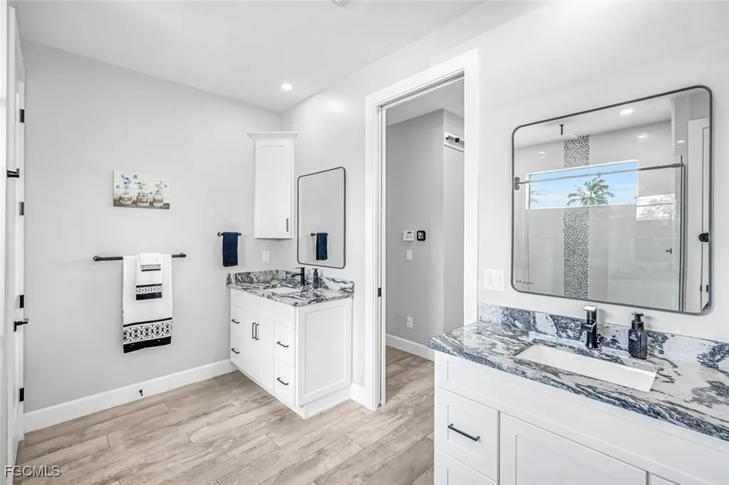 1909 SE 14th Street Cape Coral FL 33990